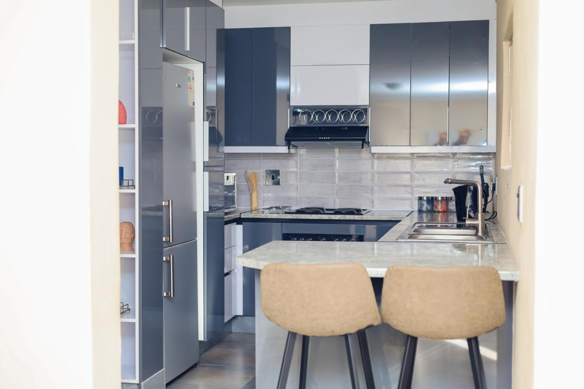 Stylish Self Catering Unit In Maseru Cbd Экстерьер фото