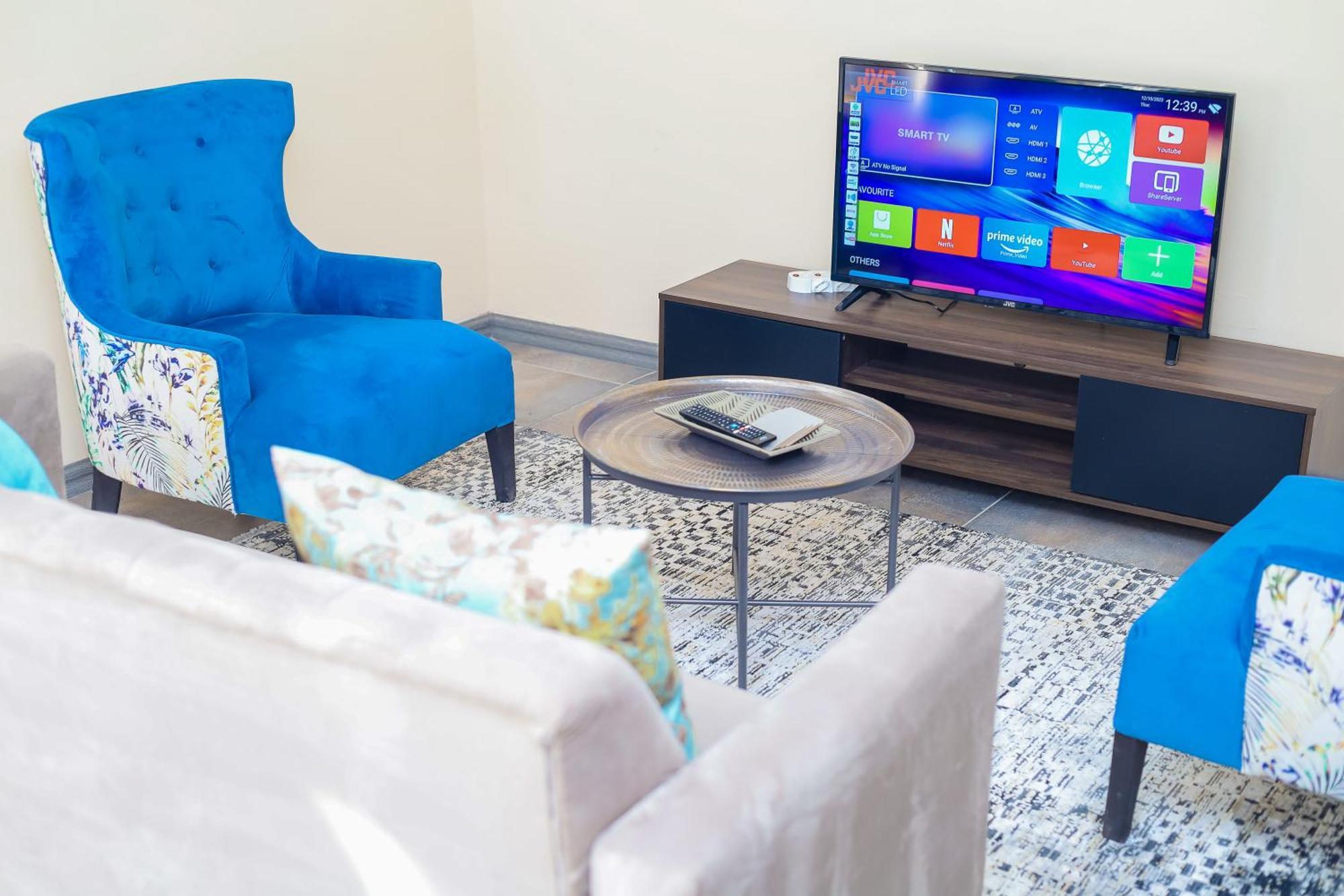 Stylish Self Catering Unit In Maseru Cbd Экстерьер фото